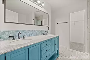 8552 Westhope St, Charlotte, NC 28216 - Photo 20