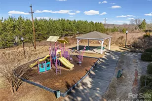 2784 Sawbridge Ln, Gastonia, NC 28056 - Photo 38