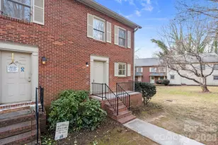 239 13th Ave Pl NW, Hickory, NC 28601 - Photo 4