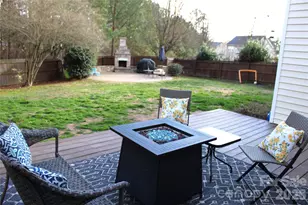 1421 Dexter Ridge Dr, Holly Springs, NC 27540 - Photo 32