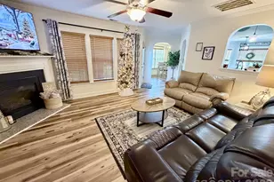 1421 Dexter Ridge Dr, Holly Springs, NC 27540 - Photo 6