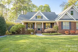 2271 Northview Harbour Dr, Sherrills Ford, NC 28673 - Photo 1
