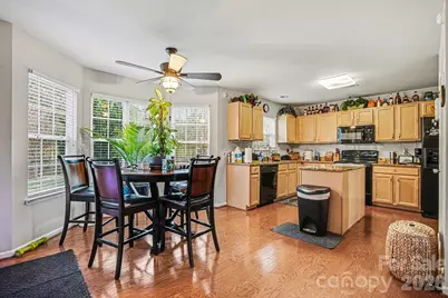 5625 Davis Ridge Drive, Charlotte, NC 28269 - Photo 8