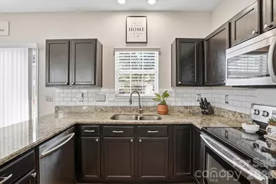 9230 Rotherham Lane, Charlotte, NC 28216 - Photo 8