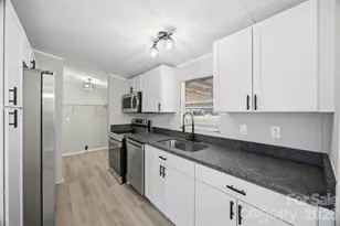 53 Mountain View Dr, Taylorsville, NC 28681 - Photo 18