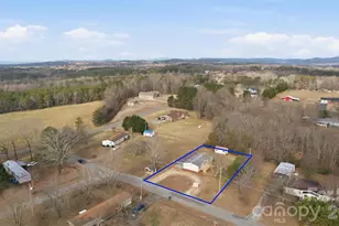 53 Mountain View Dr, Taylorsville, NC 28681 - Photo 36