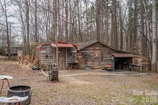 2033 Puetts Chapel Rd, Bessemer City, NC 28016 - Photo 32