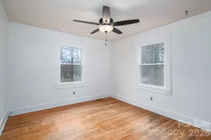 2033 Puetts Chapel Rd, Bessemer City, NC 28016 - Photo 14