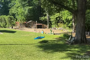2033 Puetts Chapel Rd, Bessemer City, NC 28016 - Photo 28