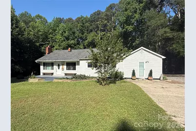 2033 Puetts Chapel Road, Bessemer City, NC 28016 - Photo 2