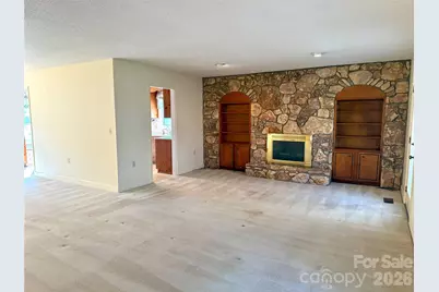 1015 36th Avenue Court NE, Hickory, NC 28601 - Photo 10