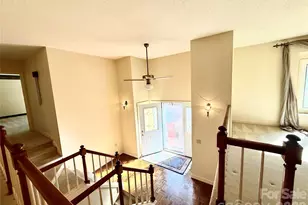 1015 36th Ave Ct NE, Hickory, NC 28601 - Photo 6