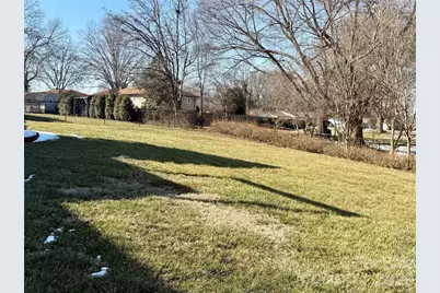 1015 36th Avenue Court NE, Hickory, NC 28601 - Photo 32