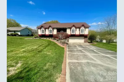 1015 36th Avenue Court NE, Hickory, NC 28601 - Photo 30
