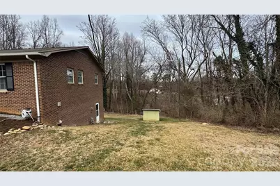 335 Eastview Place NW, Lenoir, NC 28645 - Photo 24