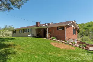 96 Tower Ln, Waynesville, NC 28786 - Photo 4