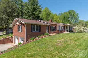 96 Tower Ln, Waynesville, NC 28786 - Photo 2
