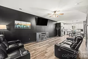 313 Bell St, Mount Holly, NC 28120 - Photo 4