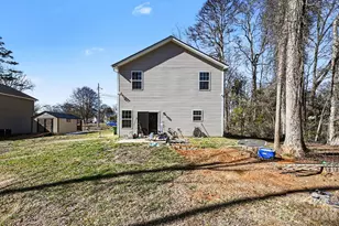 313 Bell St, Mount Holly, NC 28120 - Photo 16