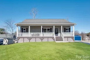 9464 Riviera Dr, Sherrills Ford, NC 28673 - Photo 2