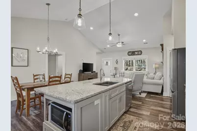 9464 Riviera Drive, Sherrills Ford, NC 28673 - Photo 14