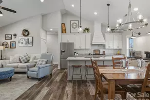 9464 Riviera Dr, Sherrills Ford, NC 28673 - Photo 2