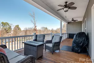 9464 Riviera Dr, Sherrills Ford, NC 28673 - Photo 6