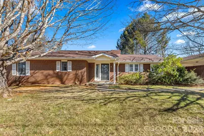 800 Mountain View Road, Mars Hill, NC 28754 - Photo 1