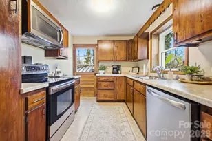 34 Greenbriar Rd, Black Mountain, NC 28711 - Photo 14