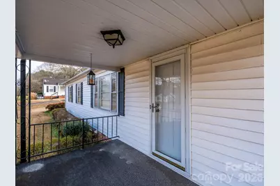 968 Hampton Grace Avenue, Lancaster, SC 29720 - Photo 2