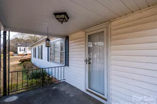 968 Hampton Grace Ave, Lancaster, SC 29720 - Photo 2