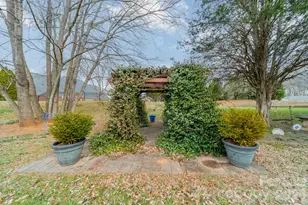 4006 Belle Meade Cir, Belmont, NC 28012 - Photo 32
