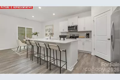 11324 Cardinal Creek Avenue, Charlotte, NC 28215 - Photo 2
