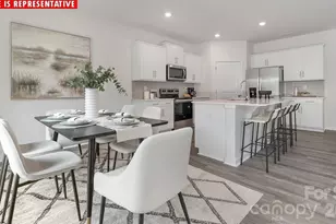 11324 Cardinal Crk Ave, Charlotte, NC 28215 - Photo 4