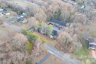 460 14th Ave NE, Hickory, NC 28601 - Photo 6