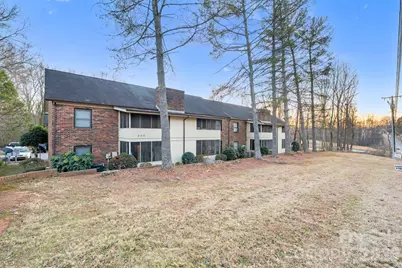 460 14th Avenue NE, Hickory, NC 28601 - Photo 4