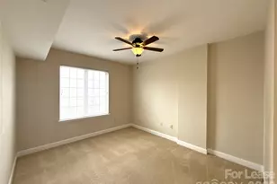 300 W 5th St, Charlotte, NC 28202 - Photo 12