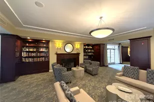 300 W 5th St, Charlotte, NC 28202 - Photo 20