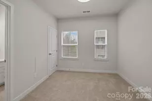 460 Spearfield Ln, Charlotte, NC 28205 - Photo 20