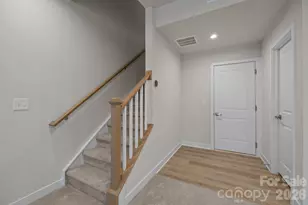 460 Spearfield Ln, Charlotte, NC 28205 - Photo 6