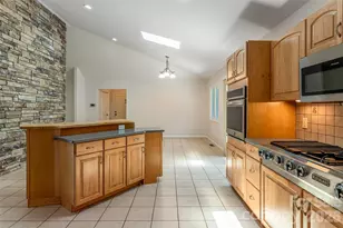 649 Rickel Dr, Hendersonville, NC 28739 - Photo 12