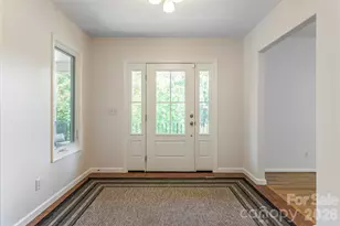 649 Rickel Dr, Hendersonville, NC 28739 - Photo 4