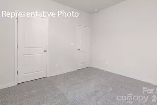 5026 Shallow Brk Dr, Charlotte, NC 28215 - Photo 18