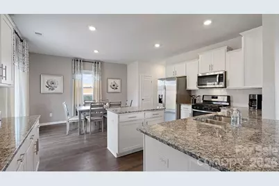 5105 Shallow Brook Drive, Charlotte, NC 28215 - Photo 10