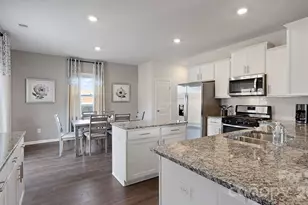 5105 Shallow Brk Dr, Charlotte, NC 28215 - Photo 10