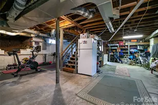 401 Park Ave, Brevard, NC 28712 - Photo 34