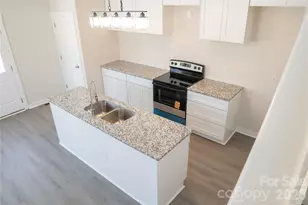 1506 7th St, Statesville, NC 28677 - Photo 6