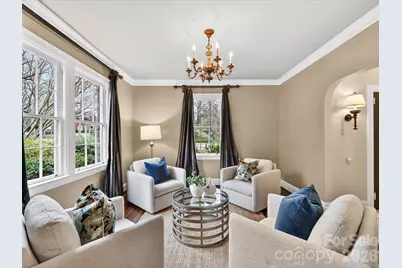 1126 Queens Road W, Charlotte, NC 28207 - Photo 6