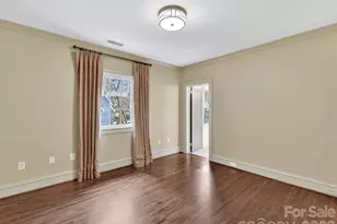 1126 Queens Rd W, Charlotte, NC 28207 - Photo 24