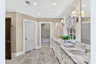 1126 Queens Road W, Charlotte, NC 28207 - Photo 20